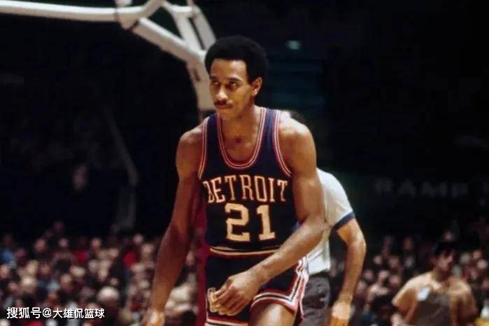 次出现失误 次出现失误