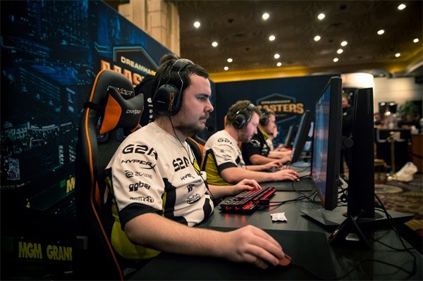 现告诉了每 现告诉了每