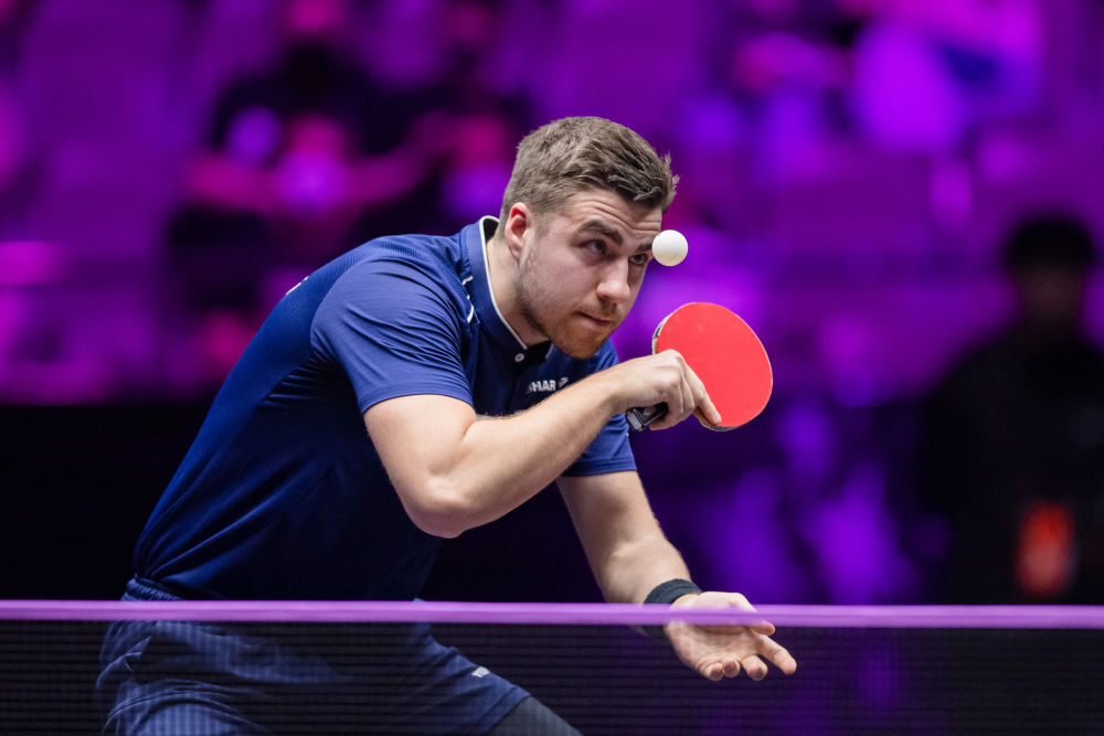 NBA交易一夜4大消息！凯尔特人宣布股权转让，雄鹿签约快船旧将