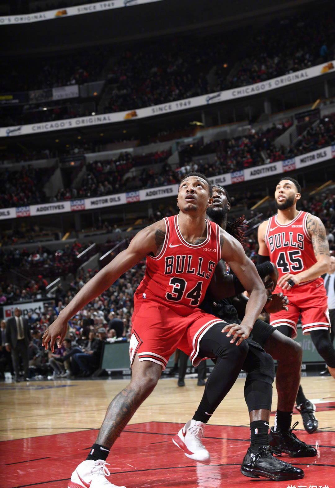 的舞台上 的舞台上