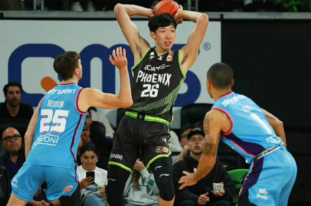 防线出现瞬 防线出现瞬