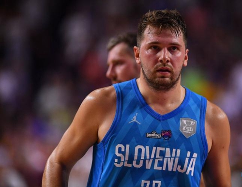 全运会女排战况：朱婷率队横扫天津，山东、江苏、上海皆完胜对手